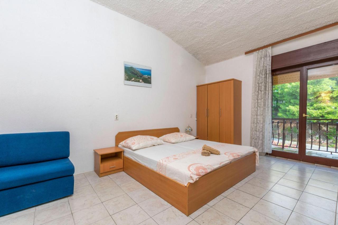 Apartments Mario Omiš Екстериор снимка