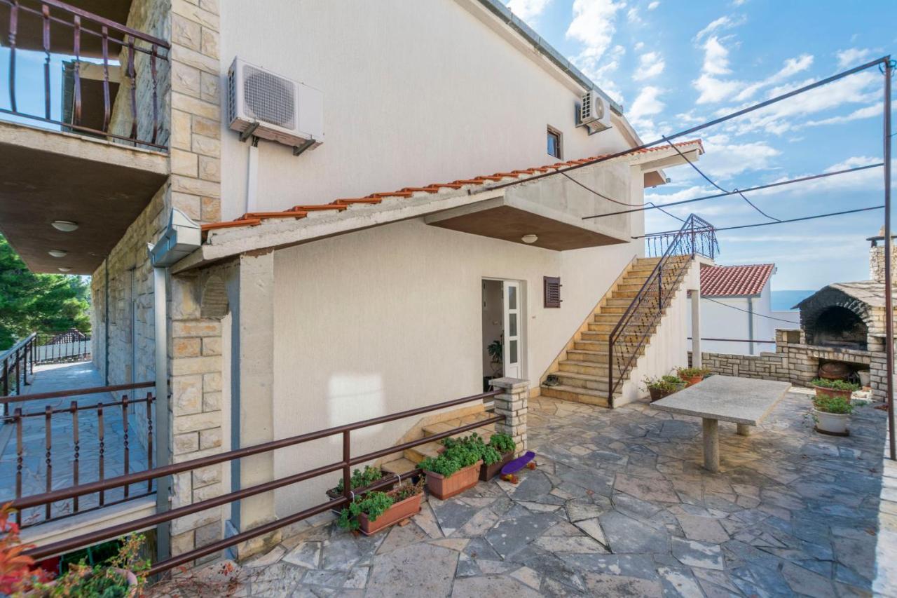 Apartments Mario Omiš Екстериор снимка