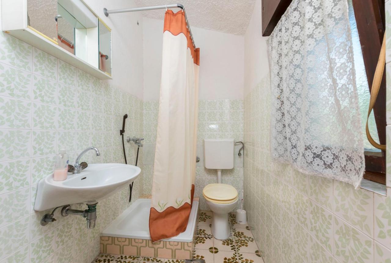 Apartments Mario Omiš Екстериор снимка