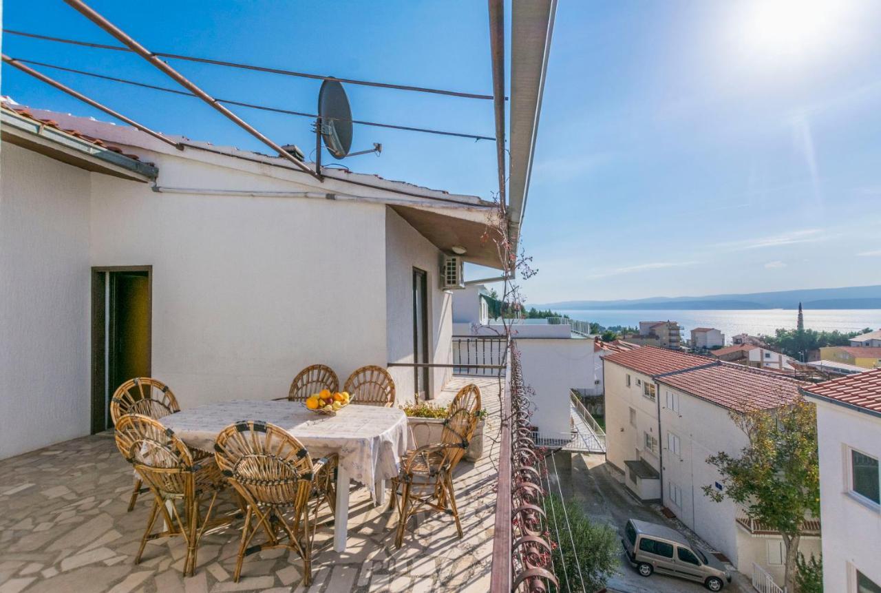 Apartments Mario Omiš Екстериор снимка