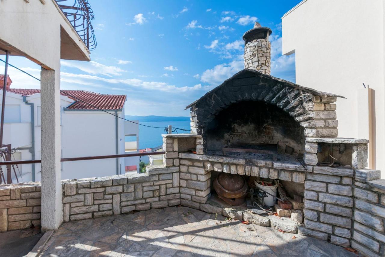 Apartments Mario Omiš Екстериор снимка